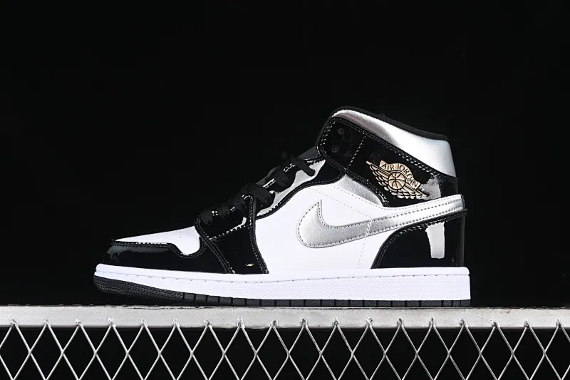All categories Air Jordan Jordan series basketball shoes Air Jordan 1 Mid Air Jordan 1 Mid AJ1 Joe 1 white, black and silver color Zhongbang basketball shoes HV0789-010